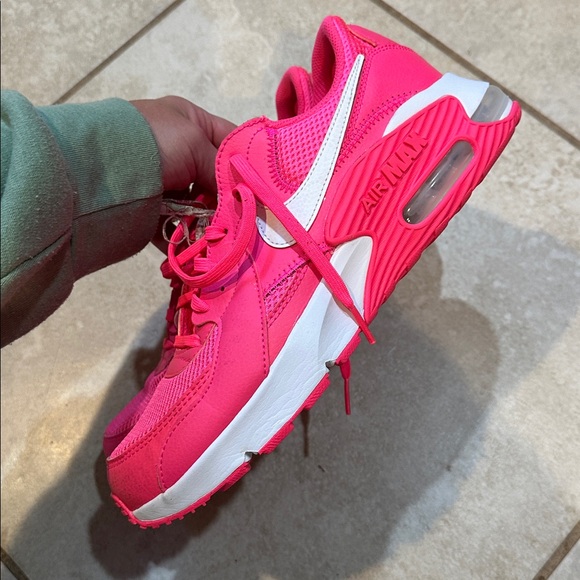 Nike Air Max Excee Neon Hyper Pink Running Athletic Sneakers 10 - Picture 8 of 8